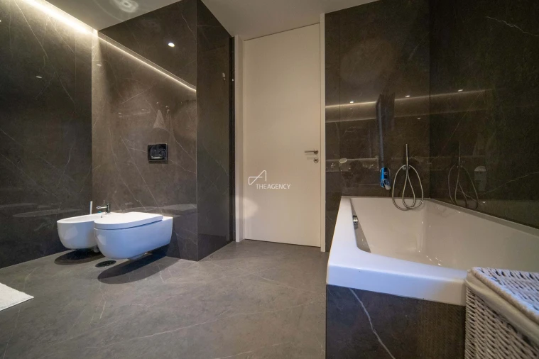 Apartamento T2 para Arrendamento em Ramalde Foto 19