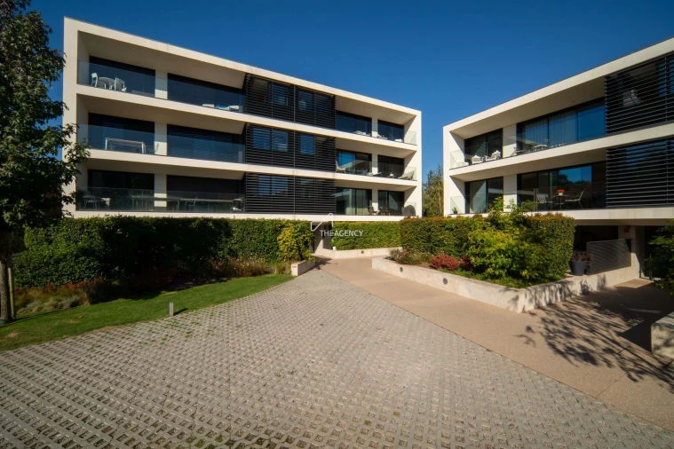 Apartamento T2 para Arrendamento em Ramalde Foto 1