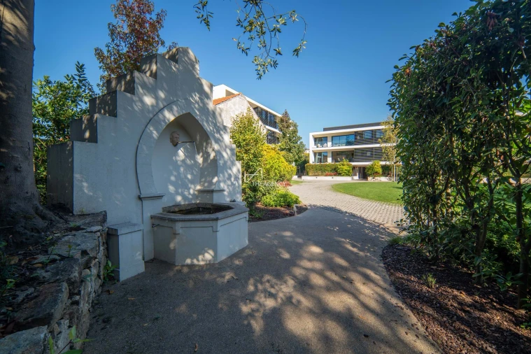 Apartamento T2 para Arrendamento em Ramalde Foto 25