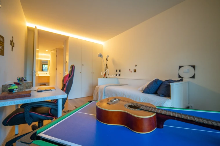 Apartamento T2 para Arrendamento em Ramalde Foto 15