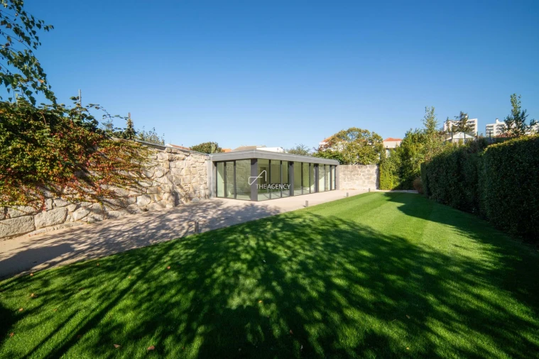 Apartamento T2 para Arrendamento em Ramalde Foto 22