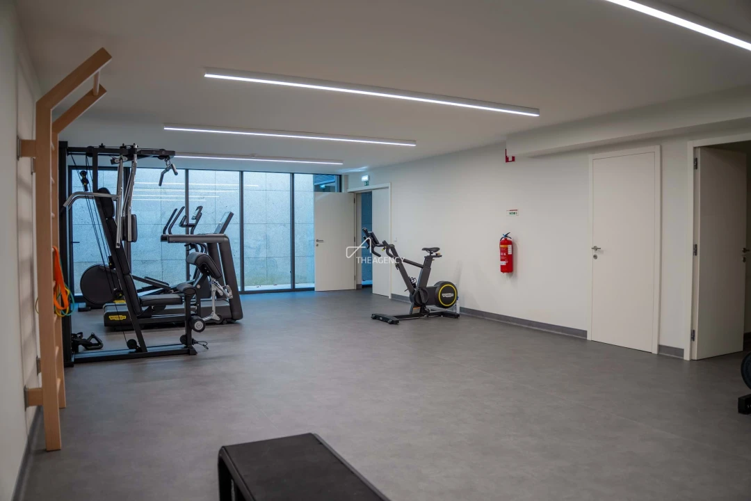 Apartamento T2 para Arrendamento em Ramalde Foto 28