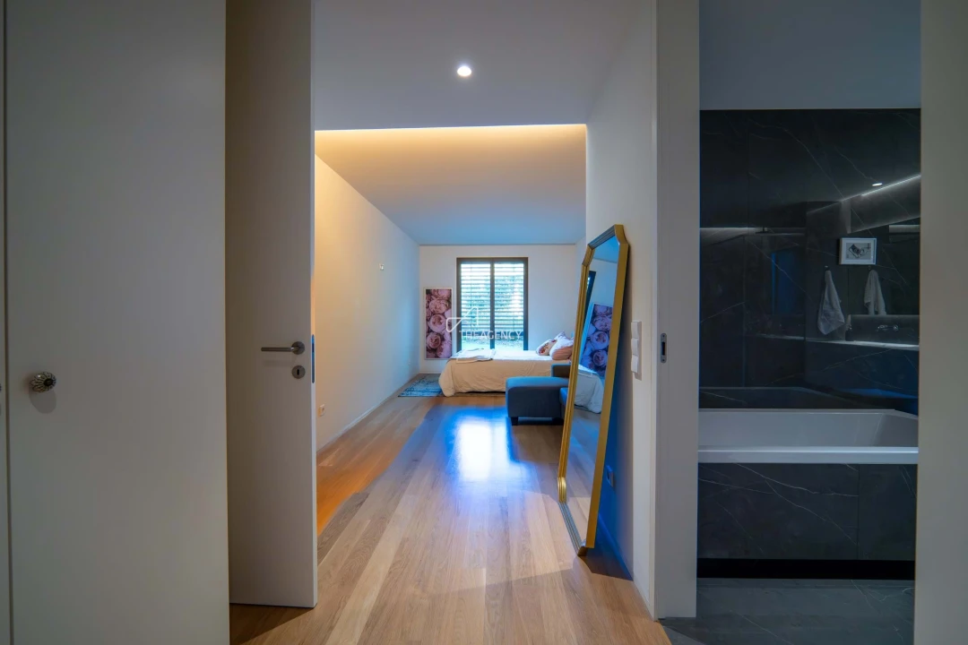 Apartamento T2 para Arrendamento em Ramalde Foto 16