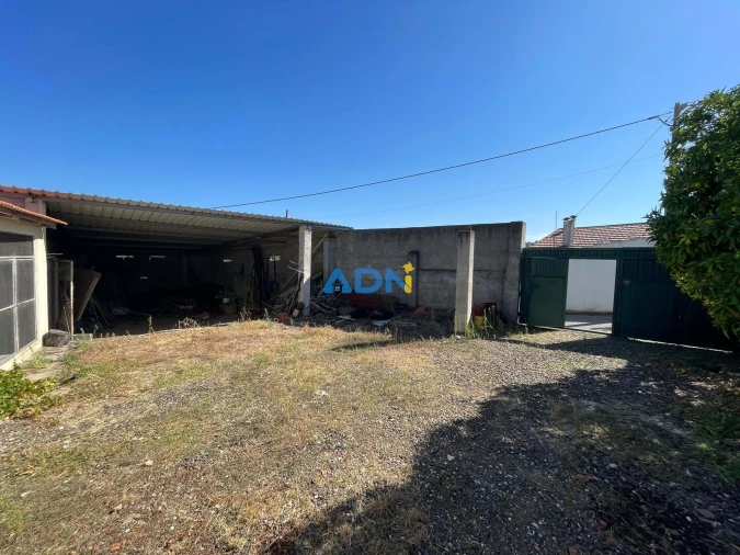 Moradia T4 para Venda em Sarzedas Foto 28