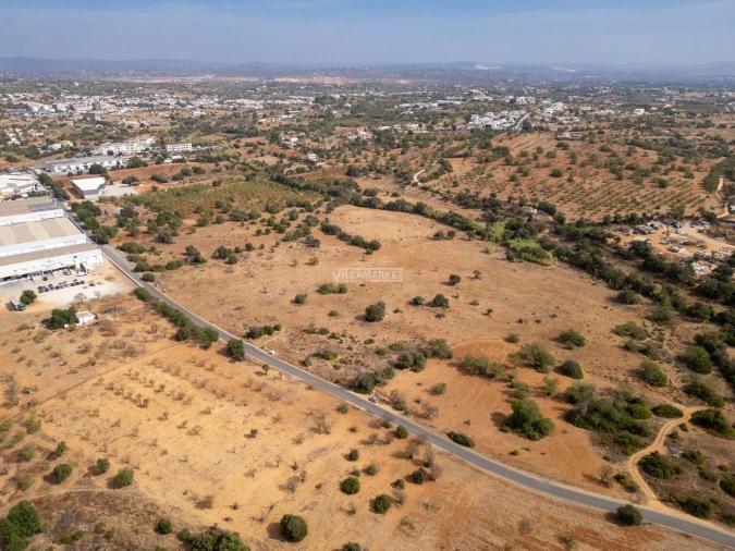 Terreno para Venda em Ferreiras Foto 16