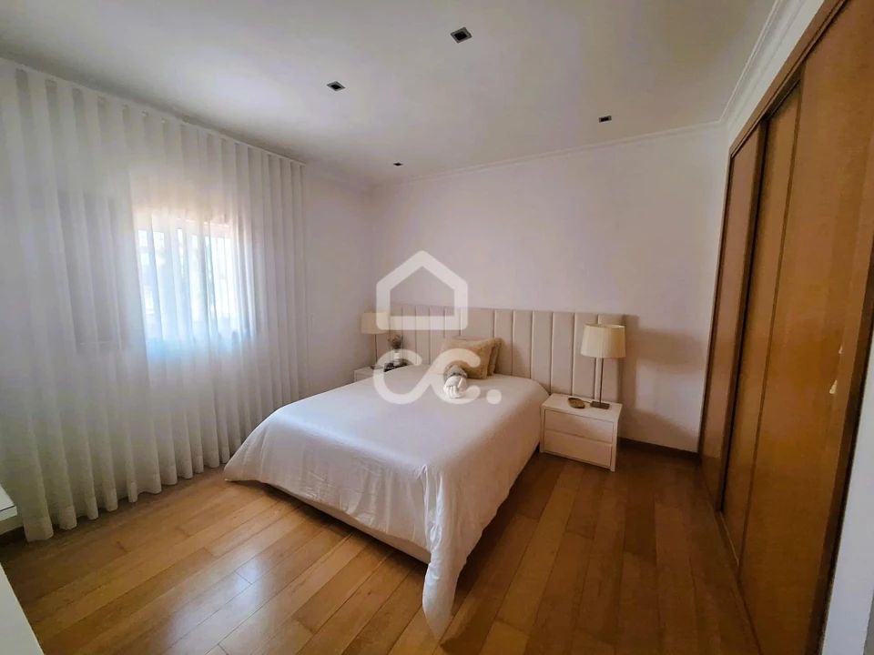 Moradia T3 para Venda em Sobrosa Foto 13