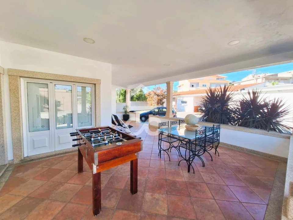 Moradia T3 para Venda em Sobrosa Foto 28