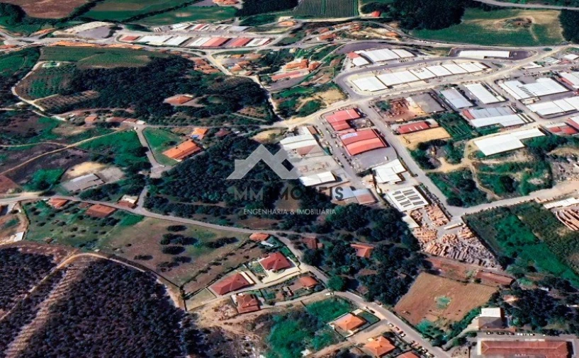 Terreno para Venda em Cabeceiras de Basto Foto 2