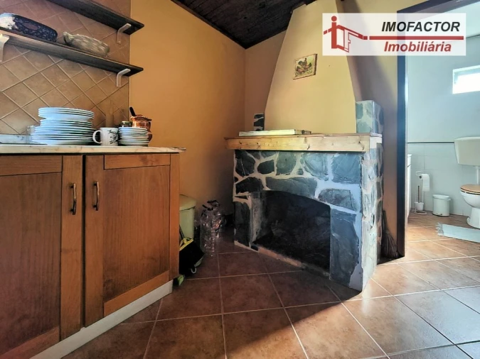 Quinta T1 para Venda em Freixial e Juncal do Campo Foto 22