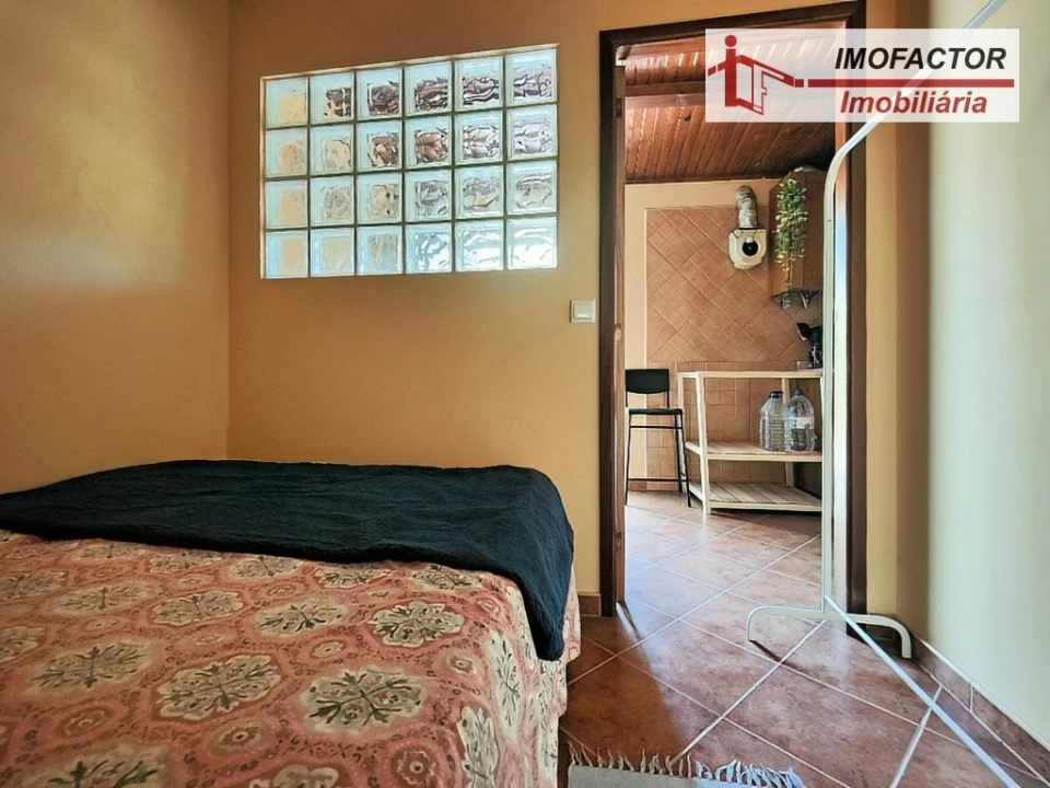 Quinta T1 para Venda em Freixial e Juncal do Campo Foto 24