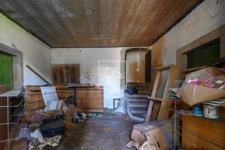 Quinta T10 para Venda em Vila de Cucujães Foto 9