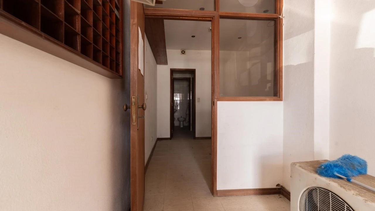 Negócio para Venda em Carcavelos e Parede Foto 7