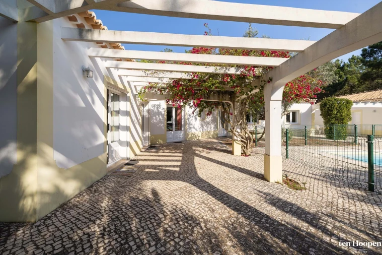 Moradia T5 para Venda em Aljezur Foto 8