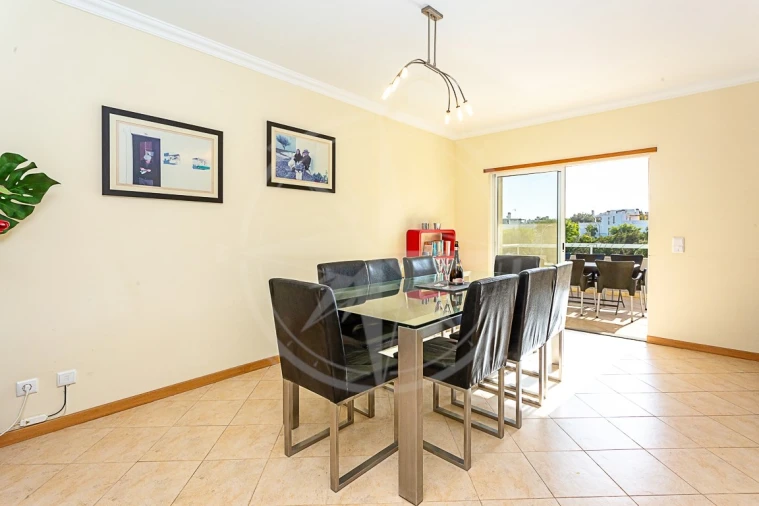 Moradia T4 para Venda em Tavira (Santa Maria e Santiago) Foto 8