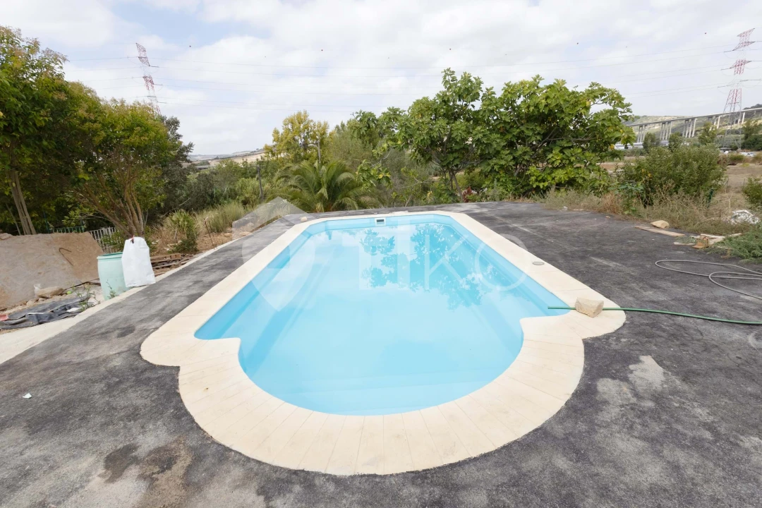 Moradia T4 para Venda em Castanheira do Ribatejo e Cachoeiras Foto 29