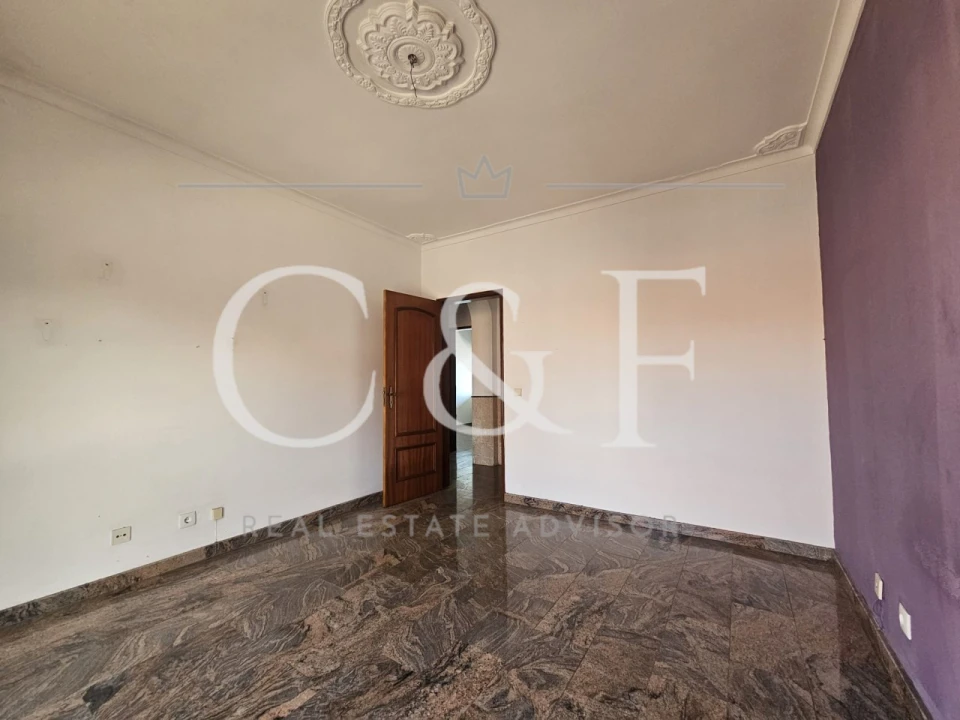 Apartamento T4 para Venda em Gaio-Rosário e Sarilhos Pequenos Foto 9