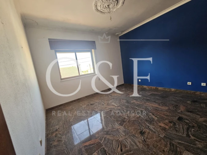 Apartamento T4 para Venda em Gaio-Rosário e Sarilhos Pequenos Foto 7