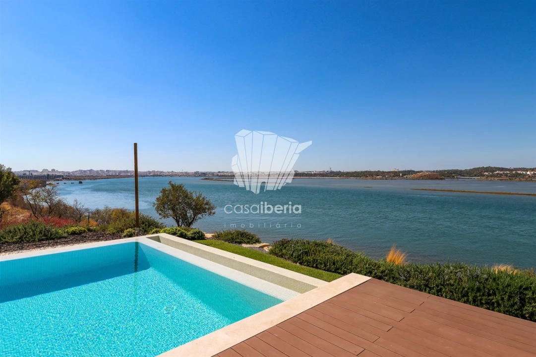 Moradia T4 para Venda em Estômbar e Parchal Foto 49