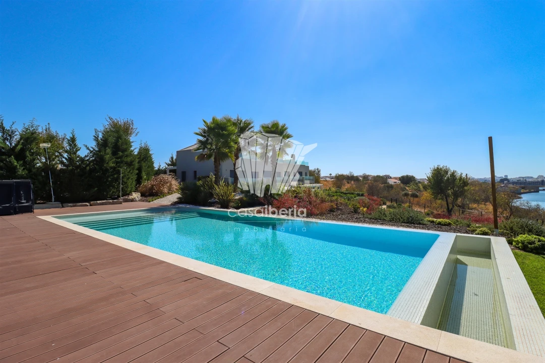 Moradia T4 para Venda em Estômbar e Parchal Foto 50