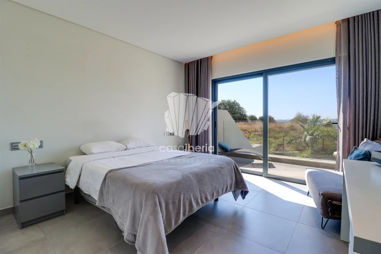 Moradia T4 para Venda em Estômbar e Parchal Foto 37