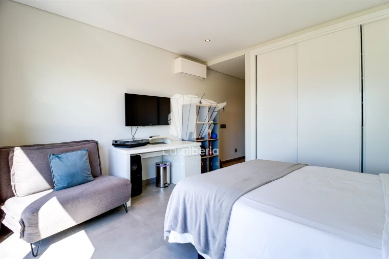 Moradia T4 para Venda em Estômbar e Parchal Foto 38