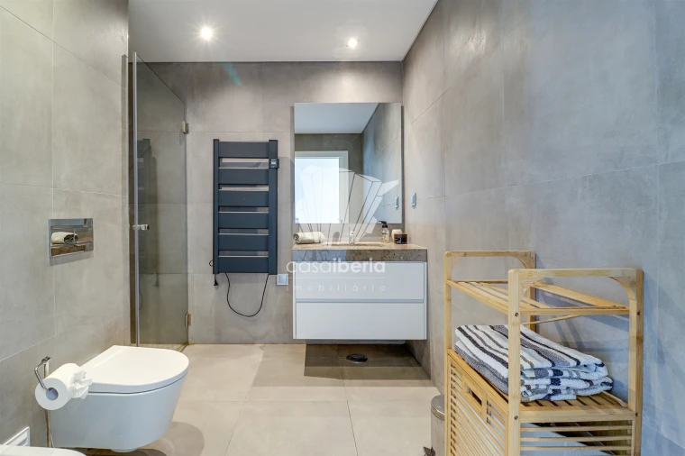 Moradia T4 para Venda em Estômbar e Parchal Foto 35