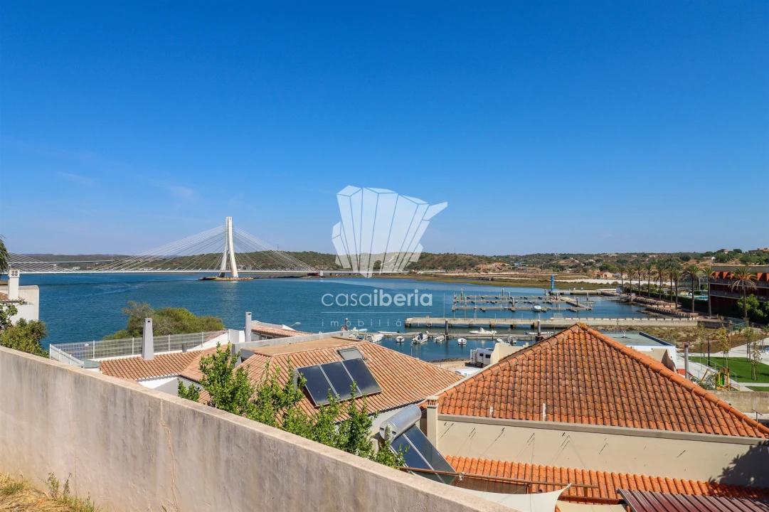 Moradia T4 para Venda em Estômbar e Parchal Foto 43