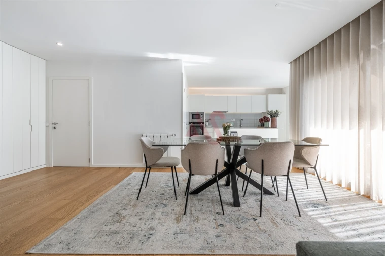 Apartamento T2 para Arrendamento em Candoso Santiago e Mascotelos Foto 7