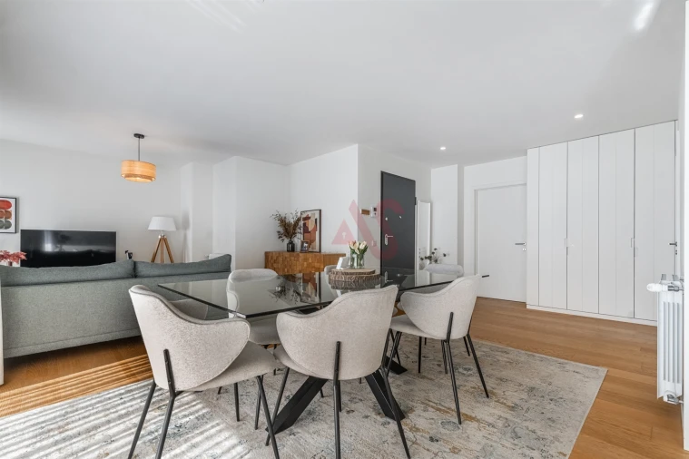 Apartamento T2 para Arrendamento em Candoso Santiago e Mascotelos Foto 8