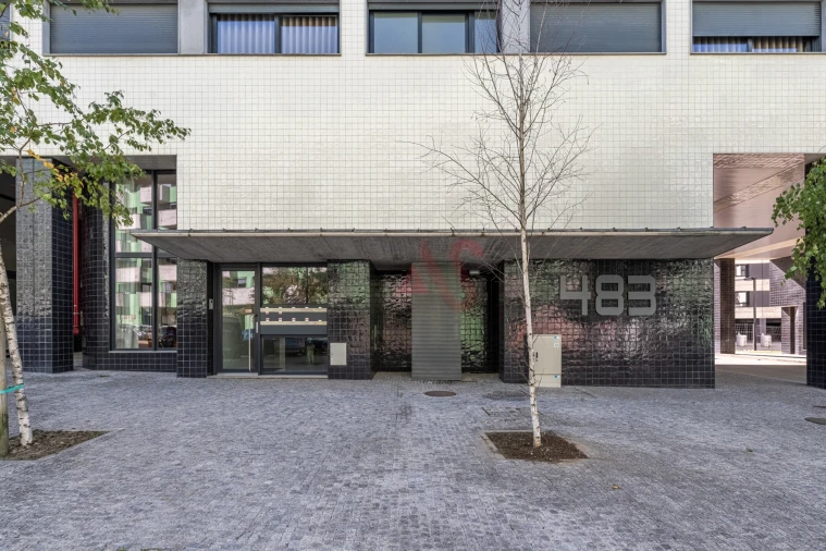 Apartamento T2 para Arrendamento em Candoso Santiago e Mascotelos Foto 2