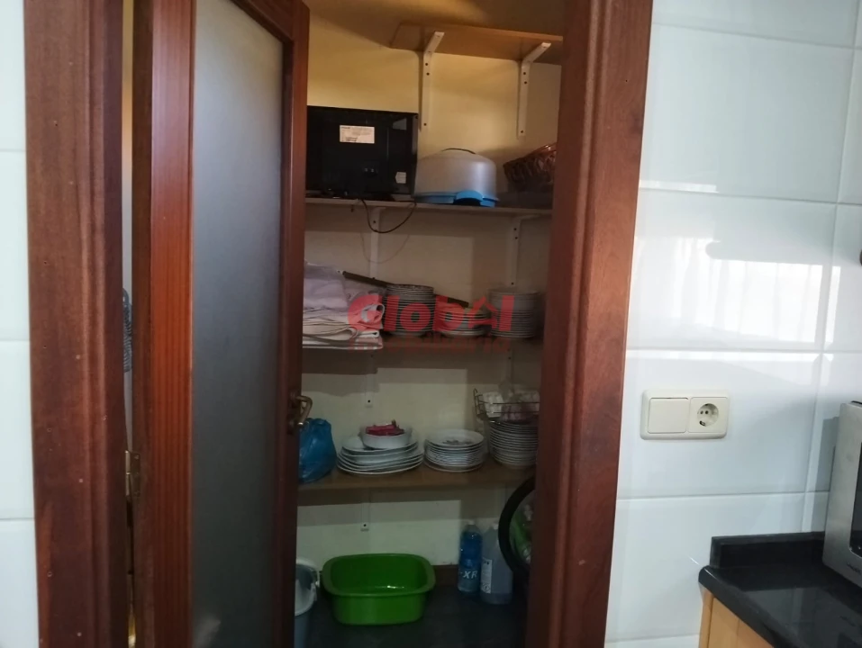 Moradia T3 para Venda em Cavernães Foto 11