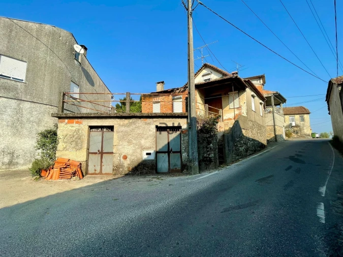 Moradia T2 para Venda em Lobão da Beira