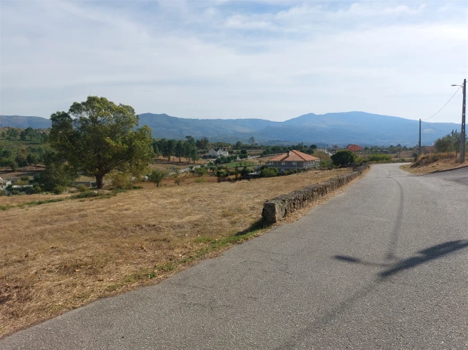 Terreno para Venda em Juncais, Vila Ruiva e Vila Soeiro do Chão Foto 2