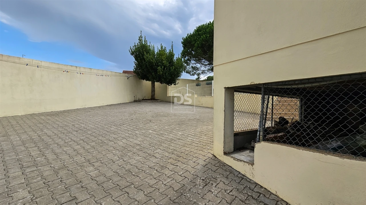 Moradia T3 para Venda em Arrabal Foto 19