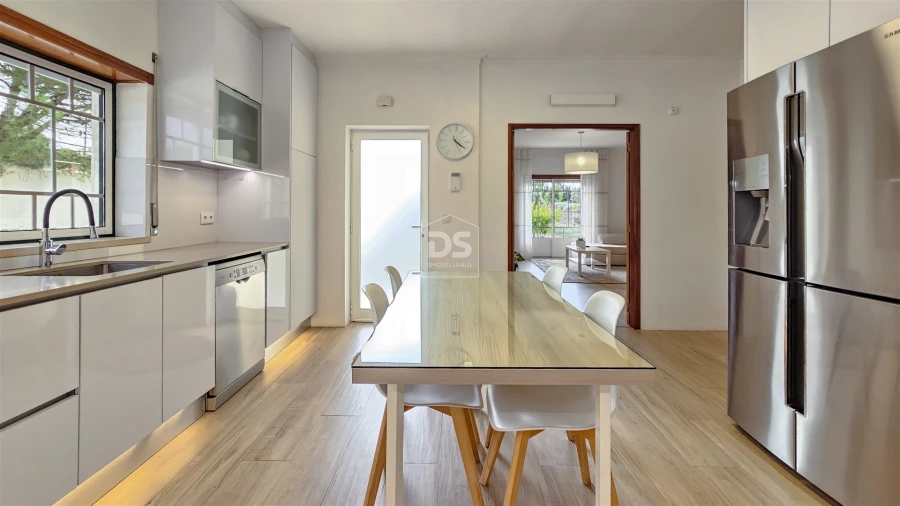 Moradia T3 para Venda em Arrabal Foto 1