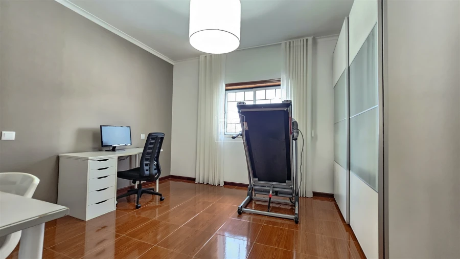 Moradia T3 para Venda em Arrabal Foto 39