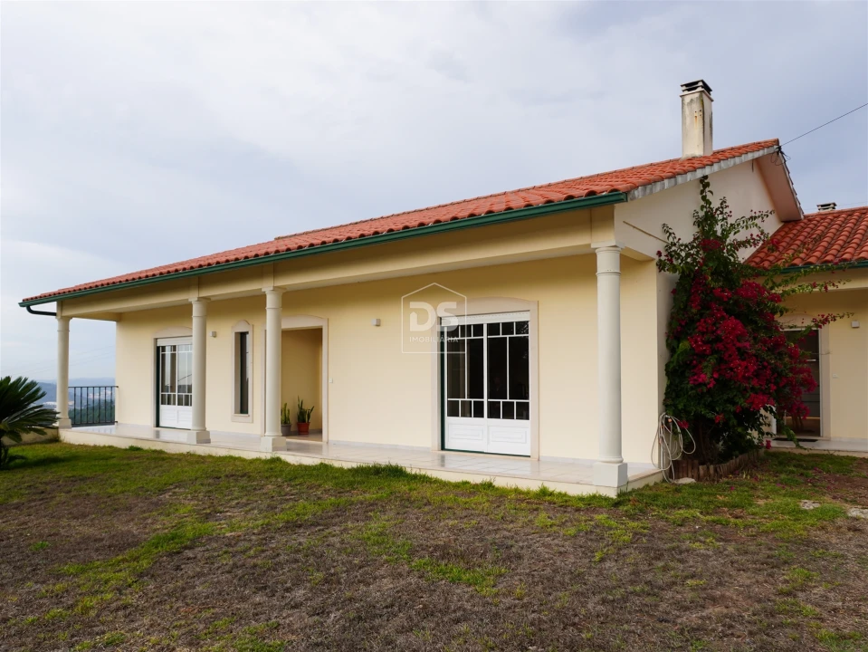 Moradia T3 para Venda em Arrabal Foto 15