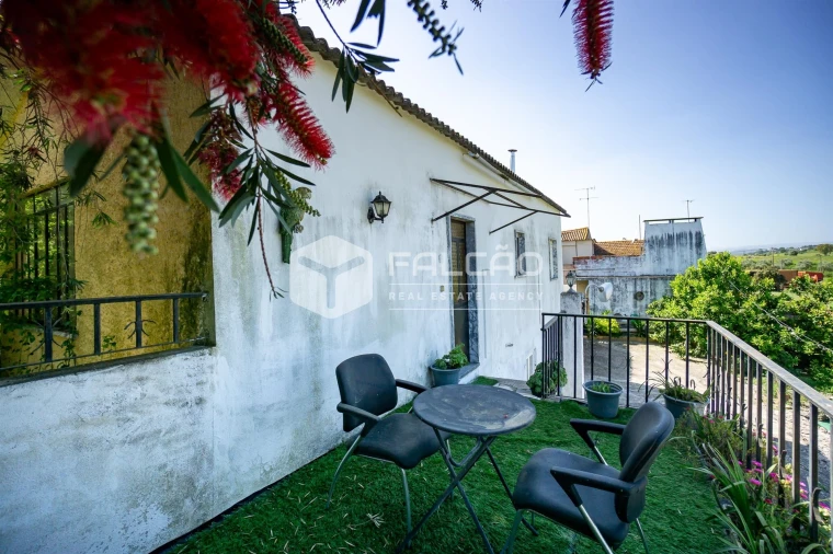 Moradia T3 para Venda em Achete, Azoia de Baixo e Póvoa de Santarém Foto 1