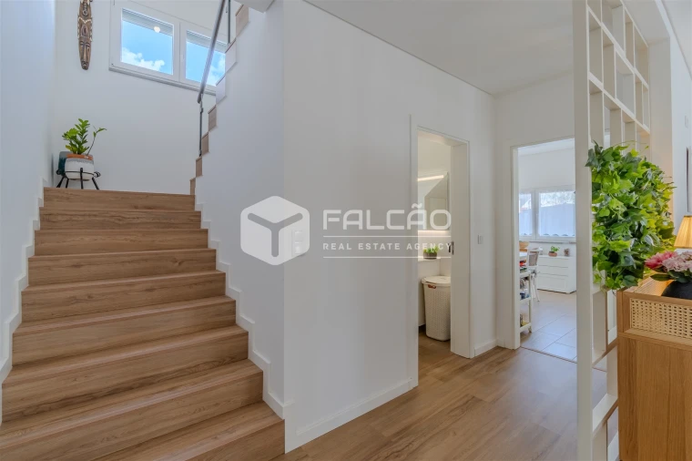 Moradia T5 para Venda em Romeira e Várzea Foto 24