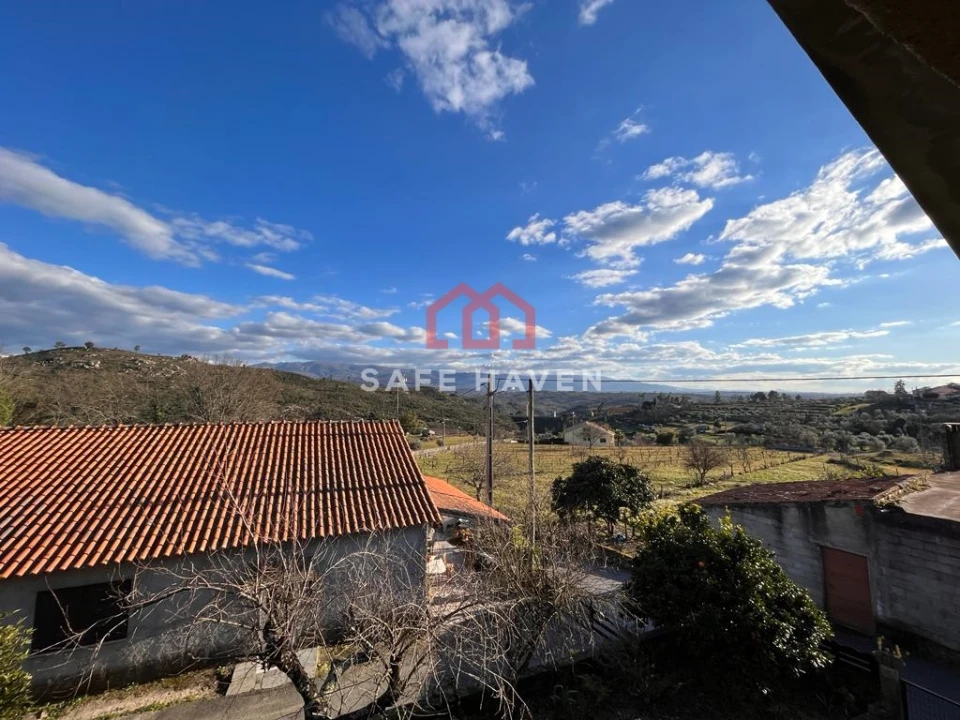 Moradia T3 para Venda em Abrunhosa-A-Velha Foto 5