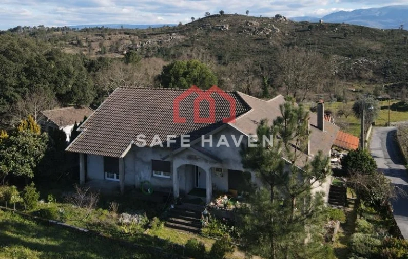 Moradia T3 para Venda em Abrunhosa-A-Velha