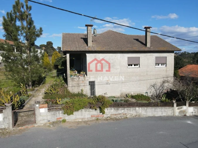 Moradia T3 para Venda em Abrunhosa-A-Velha Foto 3