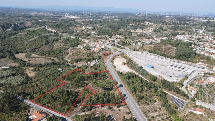 Terreno para Venda em Mangualde, Mesquitela e Cunha Alta Foto 2