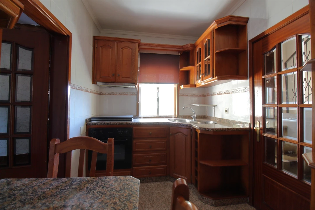 Moradia T4 para Venda em Santiago de Piães Foto 6