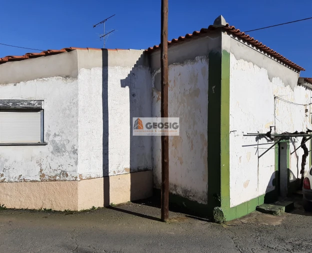 Moradia T0 para Venda em Almodôvar e Graça dos Padrões Foto 3