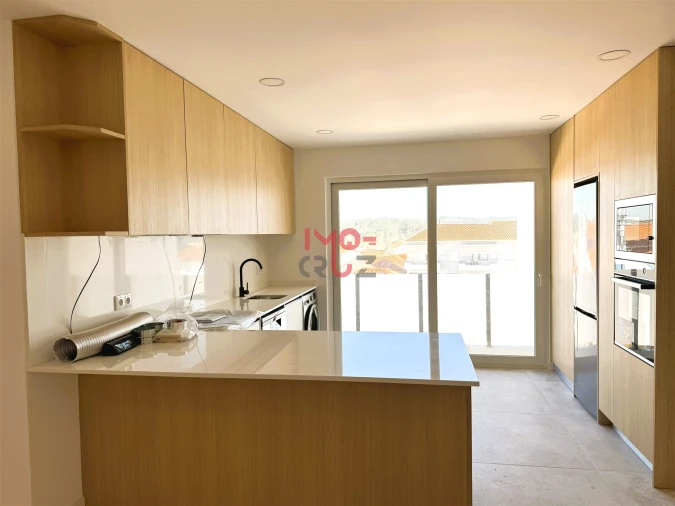 Apartamento T2 para Venda em Santa Maria, São Pedro e Matacães Foto 6