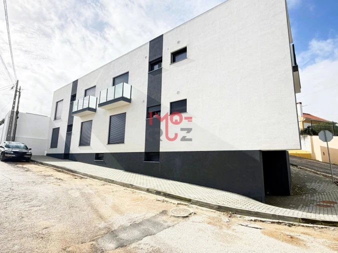 Apartamento T2 para Venda em Santa Maria, São Pedro e Matacães Foto 21