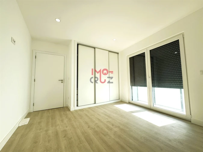 Apartamento T2 para Venda em Santa Maria, São Pedro e Matacães Foto 12