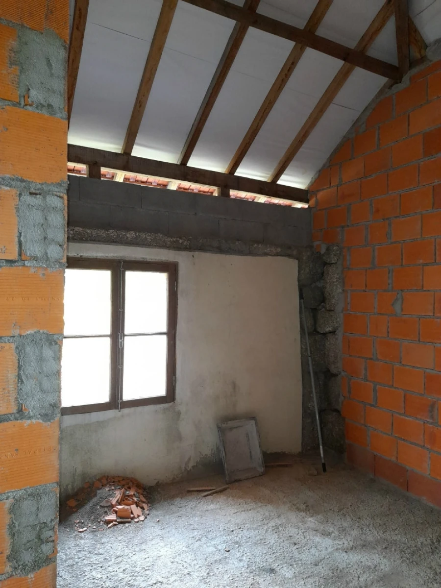 Moradia T0 para Venda em Cantelães Foto 24