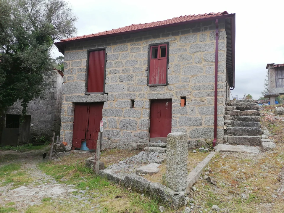 Moradia T0 para Venda em Cantelães Foto 2